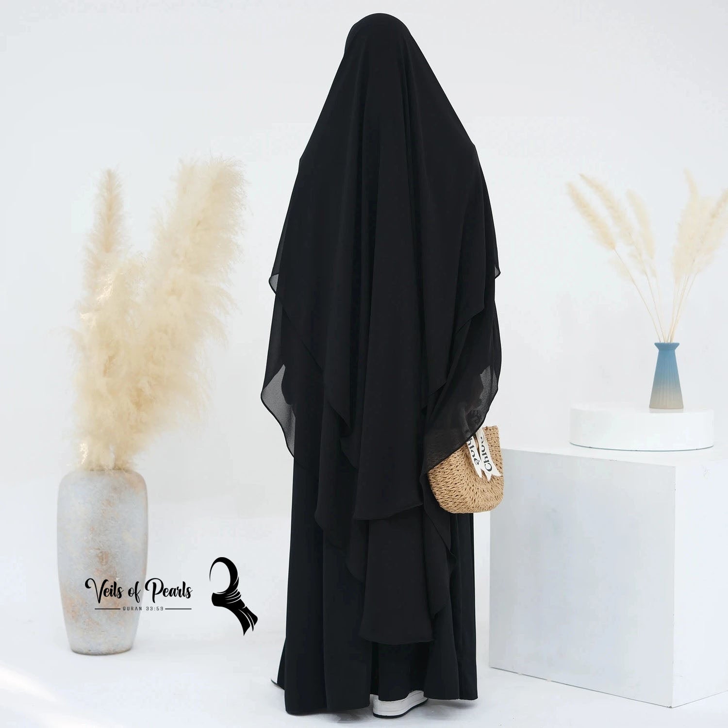 7.	Long Sleeve Abaya with Breathable Material - Perfect for All Seasons Black color