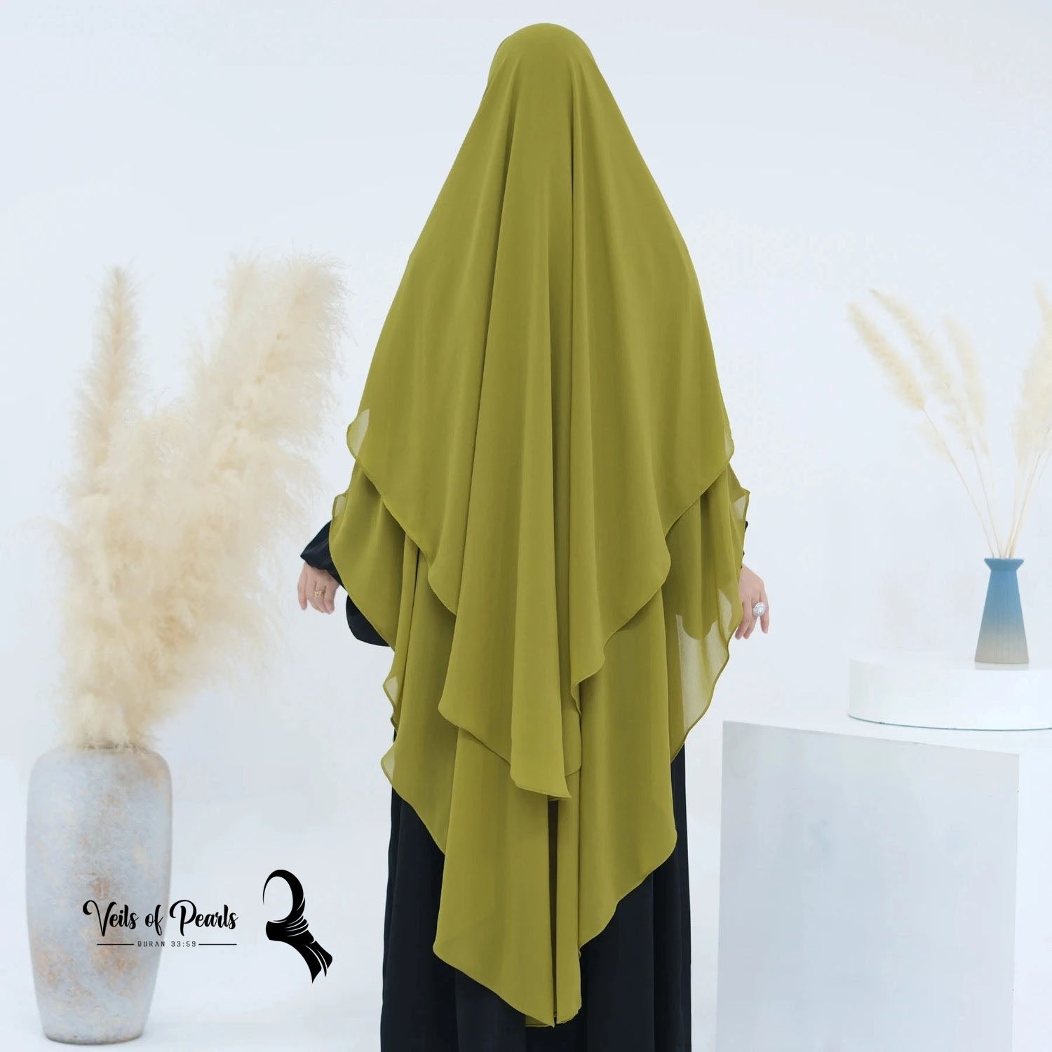 Flattering Abaya Design Creates a Beautiful Silhouette Pesto Green